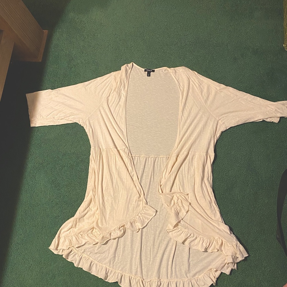 Torrid size 4. Thin ruffle cardigan.